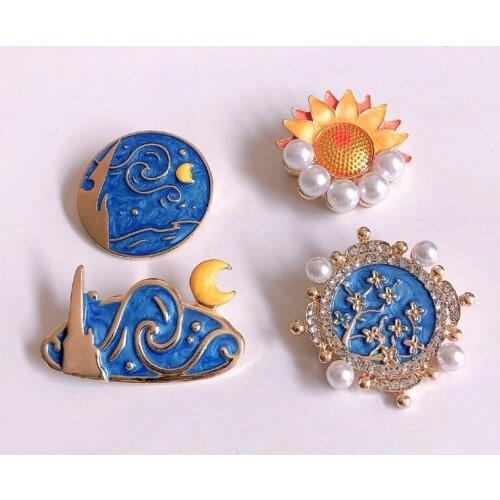 New Van Gogh Starry Sky Moonlit Night Sunflower Oil Painting Cabochon Dome Jewelry Retro Brooch Badge for Women Girls Gift Party