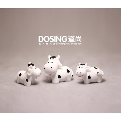 Miniature Simulation Animal Model Cute Little cow Collectible Figurine calf dairy cow Action Figures Toys Kids Doll Home Decor