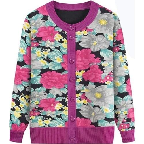 Autumn Womens Sweater Middle-aged Mom Wear O-Neck Top Single Breasted Knit Sweater Ladies Jacket Casual Sweater Printing Coat