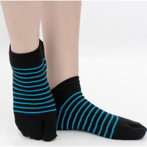 Short Tube Striped Combed Cotton Split Toe Socks For Men Cotton Japanese Split Two Toe Socks fits for Four Seasons
