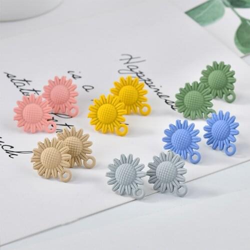 New Arrival 50pcs/Lot Rubber Enamel Alloy Sunflower Shape DIY Jewelry Findings Stud Earring Ornament Accessories Earrings Stud