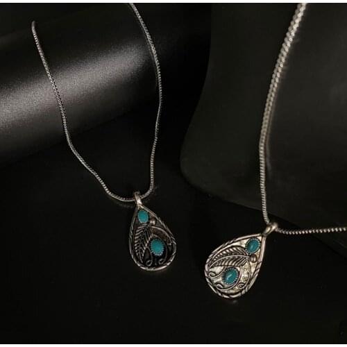Comfortable to Wear Unisex Leaf Water Drop Pendant Necklace for Dating