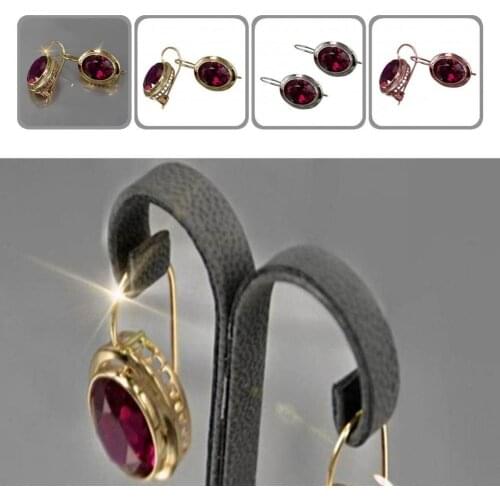 Skin-friendly 1 Pair Trendy Red Rhinestone Clip Earrings Gift Elegant Earrings Retro for Dating