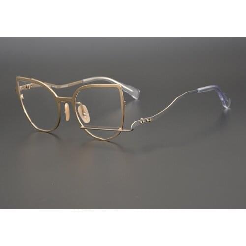 Maruyama Zhenghongs Handmade irregular butterfly shaped spectacle frame unique literary cats eye frame short-sighted men women