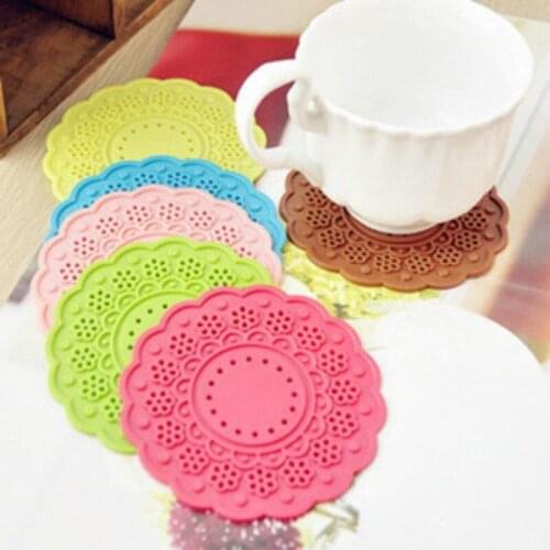 1pc Six Colors Randomly Lace Pattern Round Silicone Coasters Drink Glass Tea Cup Coaster Table Mat Pad Stain Resistant