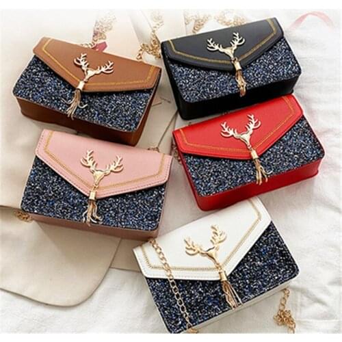 Crossbody Tas En Handtas Vrouwen Schoudertas Persoonlijkheid Vleugels Versierd Keten Messenger Bag Vrouw Zak