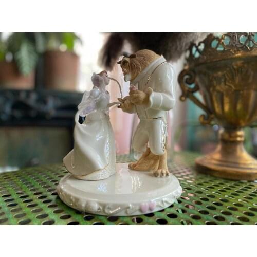 Creative Cartoon Disneyland Beauty and the Beast Ceramic Statue Home Decoration Memorial Day Gift AG2149