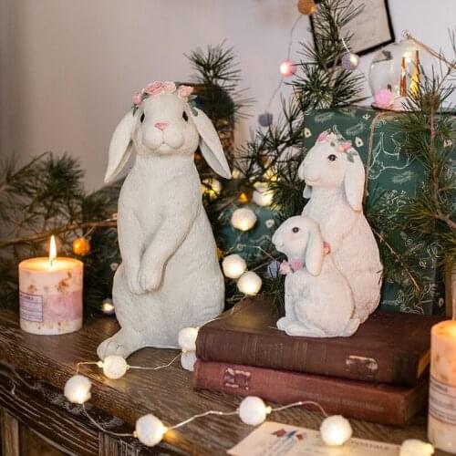 Europe Garland Bunny Family Cute Rabbit Miniature Figurines Resin Animal Crafts Fairy Garden Home Decoration Wedding Gifts