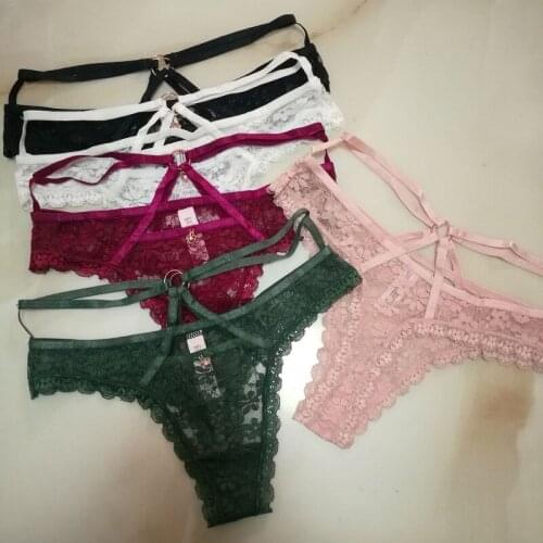 The new sexy hollow lace thong, womens underwear,cotton bottom crotch and comfortable womens briefs, underpants, strappy thong