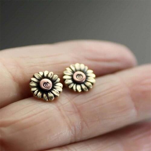 Fashion Daisy Flower Stud Earrings Gold Wedding Jewelry Boho Sunflower Earrings For Women Female Jewelry Bijoux