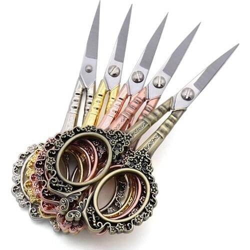 1pcs Sewing scissor retro plum cloth knife DIY handmade household cross-stitch attire fabric tailor Scissor tool Sewing supplies