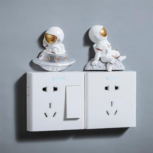 1Pc 3D Resin Astronaut Wall Sticker Creative Switch Sticker Cute Decorative Socket Decal for Home Hotel Golden Astronaut Style