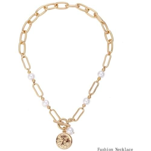 New Fashion Women Clavicle Chain Pearl Hollowed-out Gold Color Pendant Necklace Statement Luxury Personality Neck Chain Jewelry