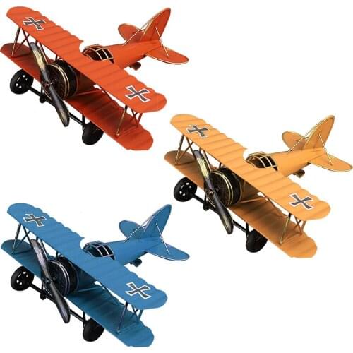 Vintage European Iron Aircraft Model Ornaments Creative Gift World War II Aircraft Metal Crafts Home Decoration Accessories