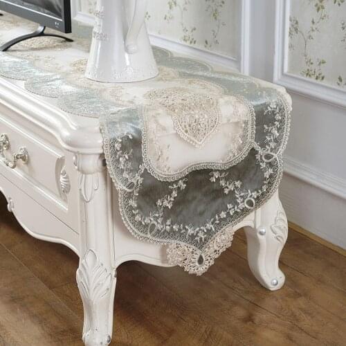 Table Runner Luxury Velvet Fabric and Lace Table Runner for TV Cabinet Embroidered Lace Tablecloth Cover for Wedding Party