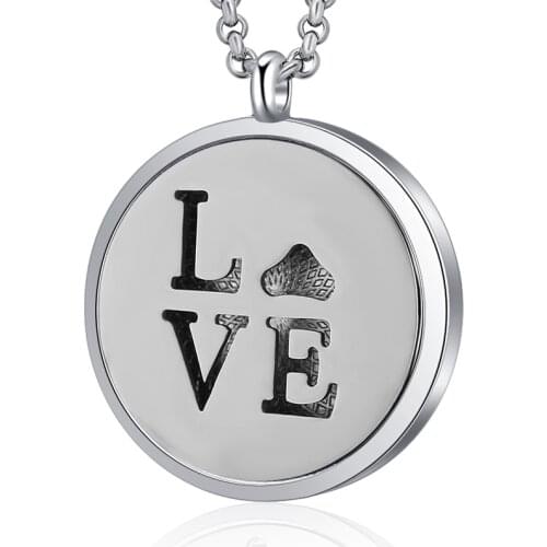 2019 New Aroma Diffuser LOVE Necklace Perfume Essential Oils Diffuser Locket Pendant Metal Stainless Steel Aromatherapy Jewelry