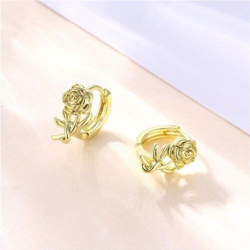 Elegant Bridal Punk Metal Wedding Earrings Cute Female Rose Flower Small Earrings Charm Gold Color Hoop Earrings For Women Party