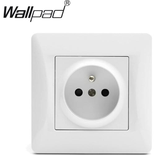 French Socket Wallpad White High Quality Plastic Panel 110-250V 16A EU French Socket Power Supply Electrical Socket with Claws