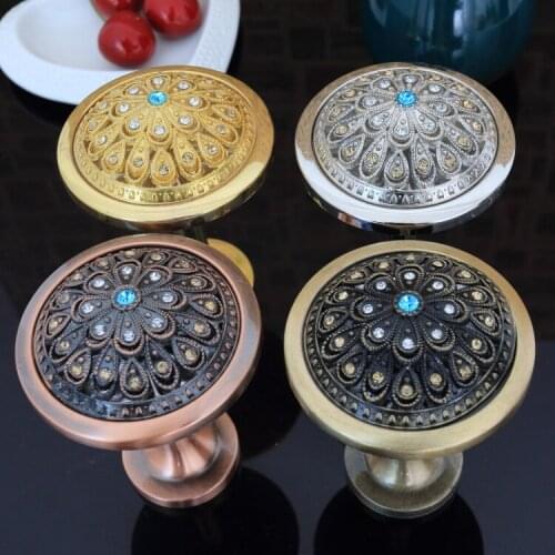 Hollow Peacock Diamond Metal Wall Hook Curtain Accessories