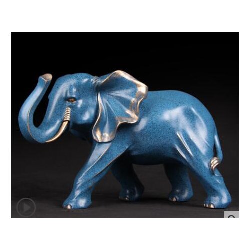 Elephant is a European style crafts creative living room furniture office table decorations opening gifts Animal Craft art home