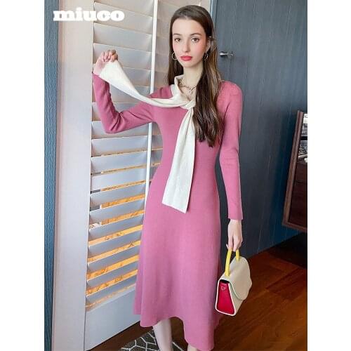 Contrast bandage simple solid soft waxy knitting medium length dress for women 2021 Spring new High Quality Top Quality