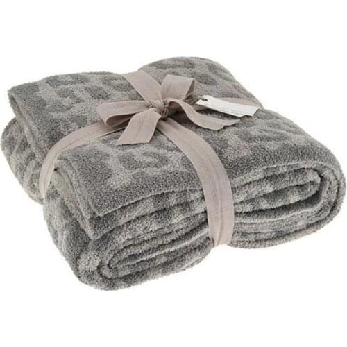 Leopard Print Fleece Blankets High-grade Chubby Blankets and Sofa Blankets Comfortable Lightweight Chic ThinThrow