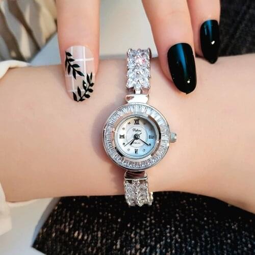Fashion Women Full Crystals Jewelry Watches Luxury Rhinestone Bracelet Watch Waterproof Quartz Roman Wrist Watch Lotus