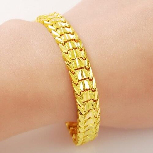 Women Wide Charm Bracelet Top Quality,24k gold GP 8mm wide hearts link bracelet 18cm,hot sell fashion Gold Color women bracelet
