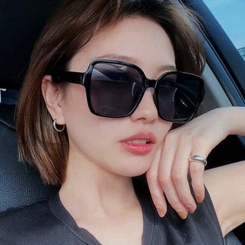 Classic Vintage Square Sunglasses Women/Men Retro Oversized Sunglasses Woman Luxury Oculos De Sol