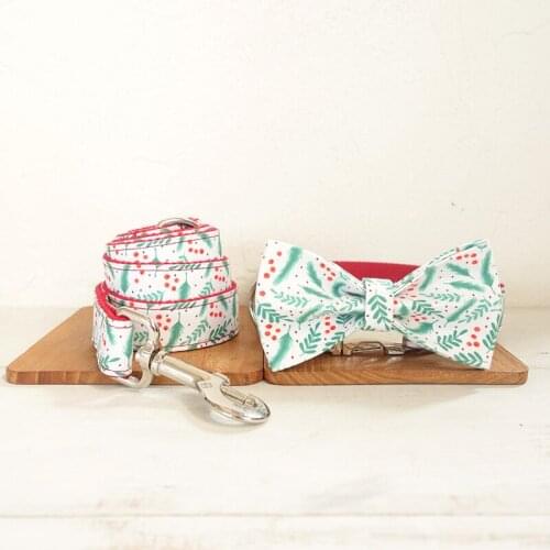 Muttco unique design fashionable bow tie handmade engraving dog collar THE CHRISTMAS LEAVES dog collar and leash set bowknot