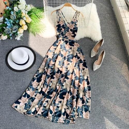 2020 Summer Sexy Backless Dress Women Fashion V-neck Sleeveless Floral Chiffon Dress Women Elegant Sling Dresses vestidos H057