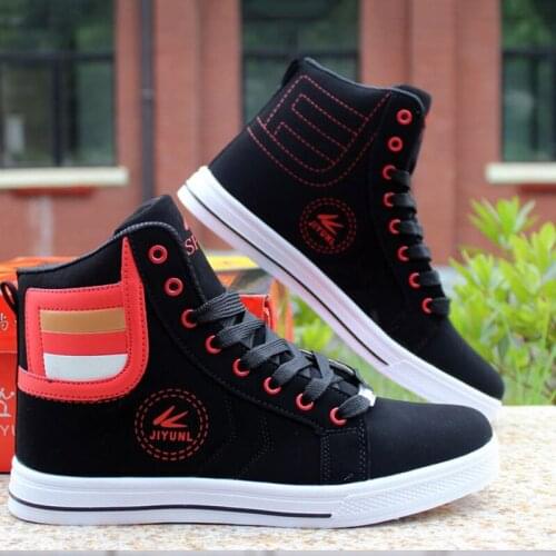 Mens Round Toe High Top Skateboard Shoes Casual Lace Up Sneakers Black White Fashion Waterproof Pu Leather Walking Boots Sneaker