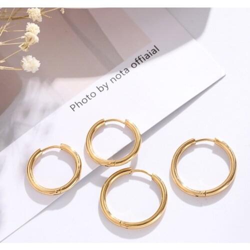 2021 Buckle Hoop Earrings Woman Temperament Simple Titanium Steel Earrings Personality Ear Jewelry Factory Wholesale Not Fading