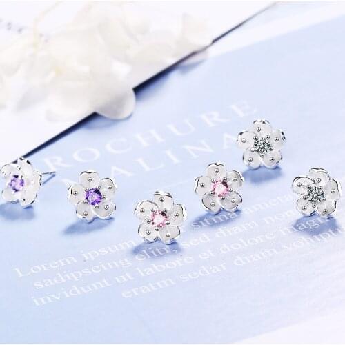 Cherry Blossom Studded Female Diamond Small Fresh Flower Design Earrings for Women Wholesale