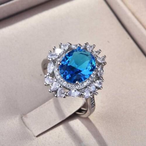 New Design Romantic Luxury Ring Silver Color With Oval Sapphire Gemstones Fashion Fine Jewelry Rings For Women Wholesale