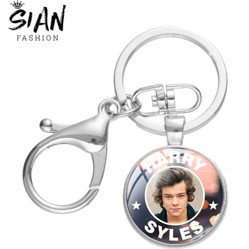 SIAN Hot Harry Styles Music Star Glass Keychain Handsome Art Photo Harry Styles Love On Tour 2020 Fashion Lobster Clasp Key Ring