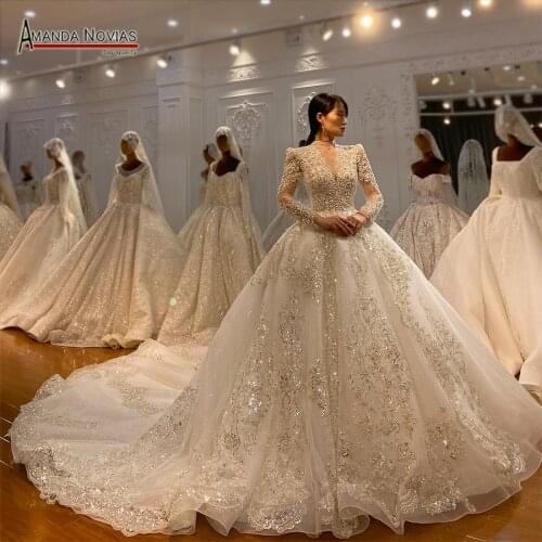 New Luxury Lace Ball Gown Long Sleeves Beaded Appliques Jewel Neck Wedding Bridal Gowns