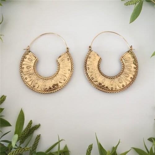 Vintage Antique Gold Color Plating Engraved Textured Big Tubing Circle Hoop Earrings For Women Casual Graceful Jewelry Accessory