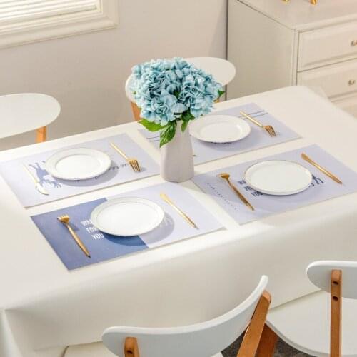 2pcs/set Christmas Elk Leather Placemats Waterproof Oil-proof Kitchen Accesso Western Food Mats Coasters Pu Placemats Table Mats