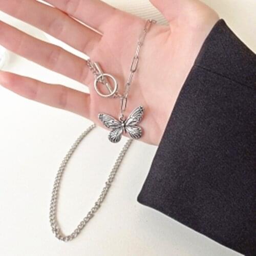 Korean cold wind butterfly personality wild girl elegant simple trend niche design sense hip-hop clavicle necklace