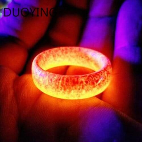HIYONG 2019 New Design Luminous Rings Fashion Ring Hip-Hop Glowing In The Dark Engagement Rings For Women Men Jewelry