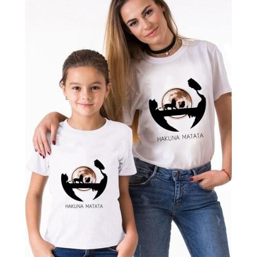 Matching Family Clothes For Mother Father Daughter Son Lovely Summer Short Sleeve Cartoon Hakuna Matata Family Disney T-shirts