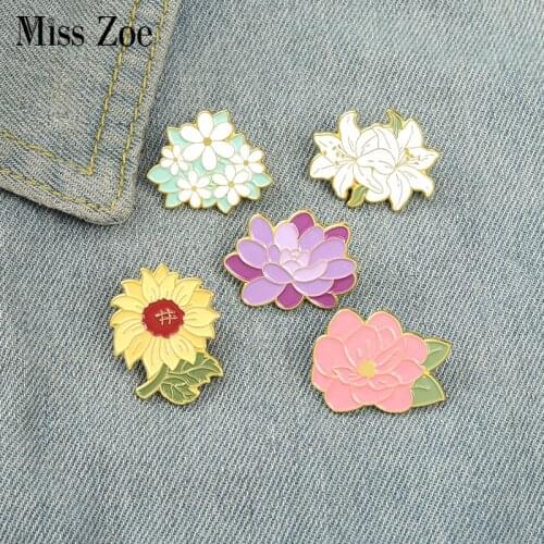 Flower World Enamel Pins Custom Plants Brooch Lapel Badge Bag Cartoon Jewelry Gift for Friends