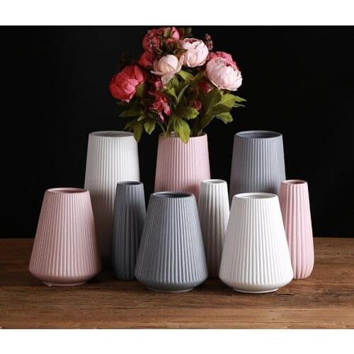 Classic Mediterranean Ceramic Vase Nordic Modern Simple Ceramic Vase Home Flower Inserter Creative Decoration