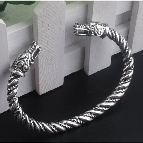 SONGCHANGJEWELRY Rigid Bracelets