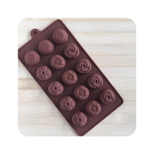 1PCS Three Kinds of Flowers Shaped Silicone Chocolate Mold Ice Cupcake Lollipop Sugar Tools