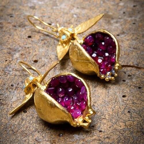 Qinwa Women's Gold Earrings