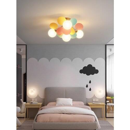 Designer Atmosphere Warm Acrylic Flower Ceiling Lights E14 Led Room Lights for Living/Princess Room Bedroom Boys/Girls Room Bar