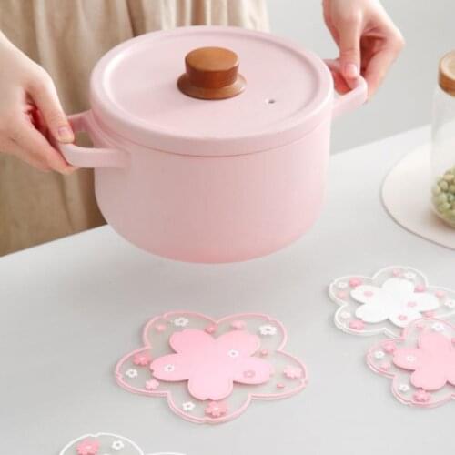 1Pcs Japan Style Cherry Blossom Heat Insulation Table Mat Family Office Anti-skid Tea Cup Milk Mug Coffee Cup Coaster