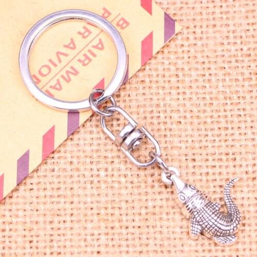 New Fashion Keychain 26x20mm crocodile alligator Pendants DIY Men Jewelry Car Key Chain Ring Holder Souvenir For Gift